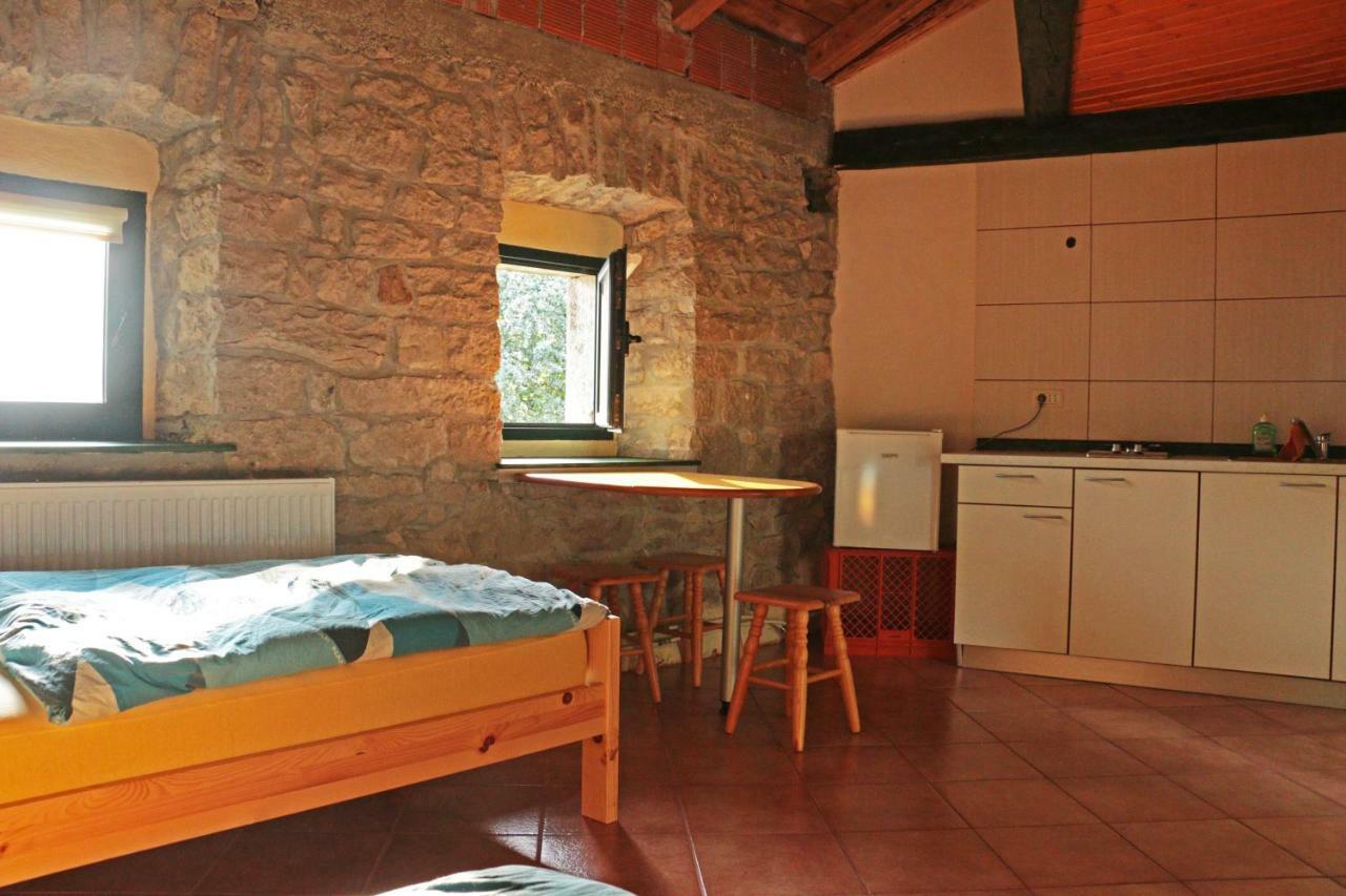 Ferienwohnung Stonehouse Nova Gorica Exterior foto